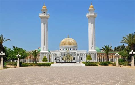 Bourguiba Mausoleum Alluring World