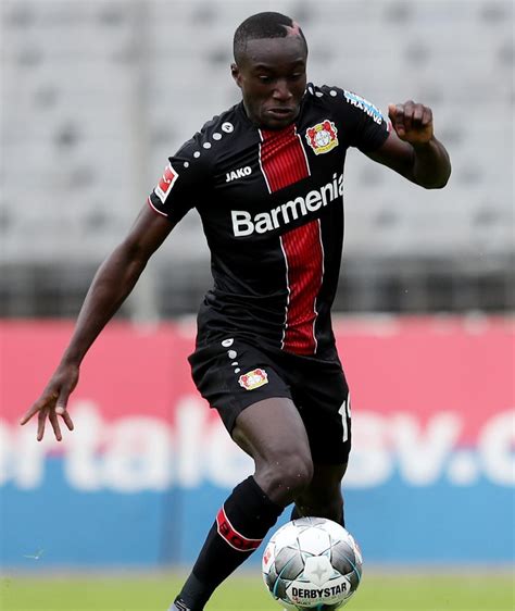 Moussa diaby has 1 assists after 3 match days in the season 2021/2022. Bayer Leverkusen: 15-Mio-Mann Diaby: Fans staunen über ...