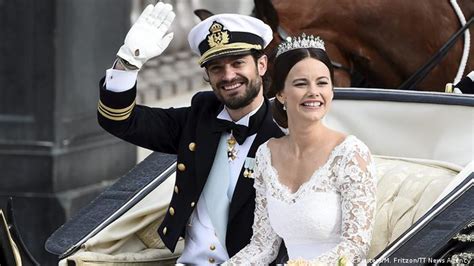 Sweden′s Prince Carl Philip Marries Former Model Sofia Hellqvist News
