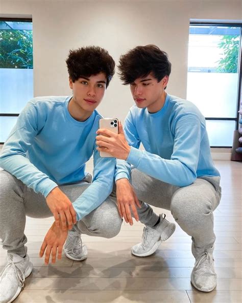 Alex Stokes Stokes Twins Bio Brother Height Weight Net Worth