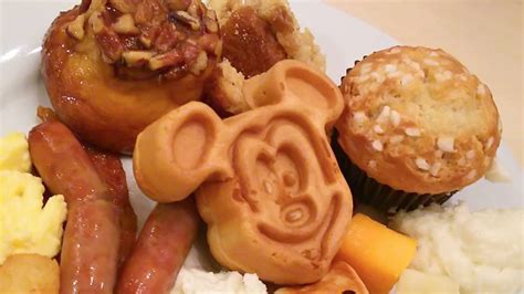 10 Must Eat Foods And Drinks At Walt Disney World