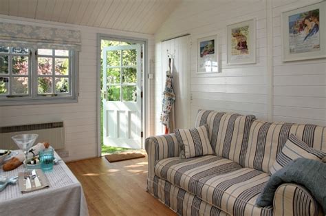 On beachlets we only list holiday lets by the sea that are on or near the beachfront in the uk and selected destinations in europe, many that overlook private and secluded beaches. Cozy Beach Cabin