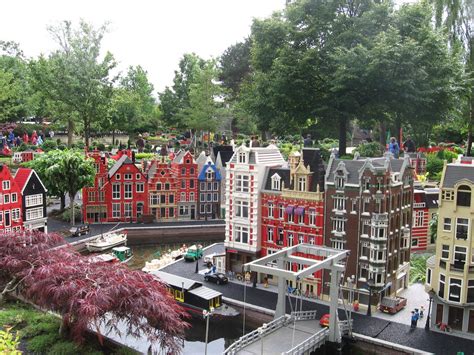 Road Trippin Denmark Legoland Creations Flip Flop Caravan