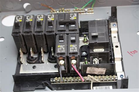 I am installing a 100 amp breaker in the main panel, and the sub panel has a 100. 100 AMP Homeline Panel 7 Square D Breakers | Property Room