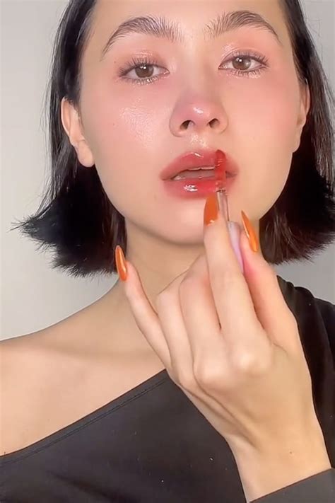 how to pull off tiktok s ‘crying girl make up trend