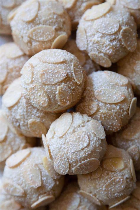 The Best Italian Almond Paste Cookies Almond Macaroons Foodtasia