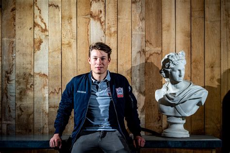 Joan is fanatiek supporter van. Jasper Philipsen wil leren in de World Tour en scoren in ...