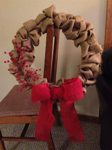 Burlap wreath with red burlap bow and red berries! So cute! | Burlap wreath, Burlap bows, Burlap