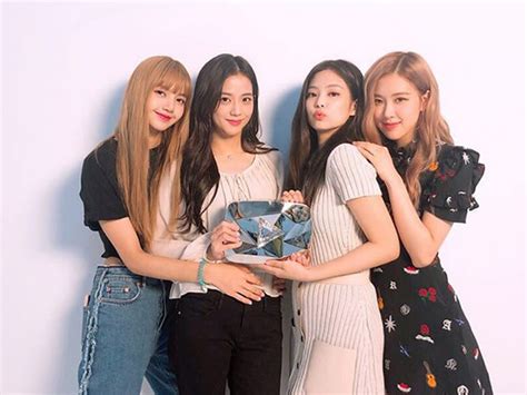 blackpink to hold concert in manila