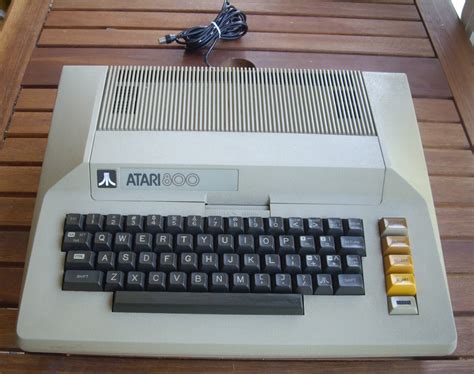 Retro Ordenadores Orty Atari 800 1979