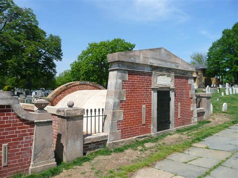 Washington Dc Congressional Cemetery ~ Burial Vault Flickr