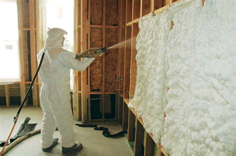 Thermal Insulation Fire Retardant Two Component Pu Foam Insulation Spray For Big Area Use China