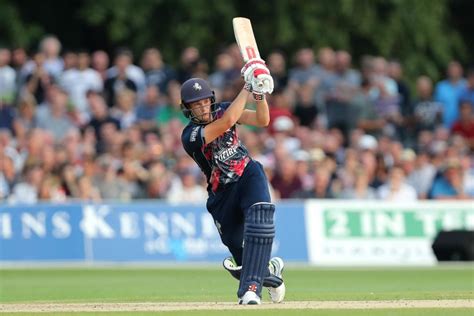 British cricketer ollie robinson is a well known cricketer. Kent batsman Ollie Robinson on cricket's Covid-19 shutdown, England hopes and wicket-keeping ...