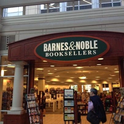 Louis, missouri, is at ladue road 8871. Barnes & Noble - Prudential - St. Botolph - 39 tips