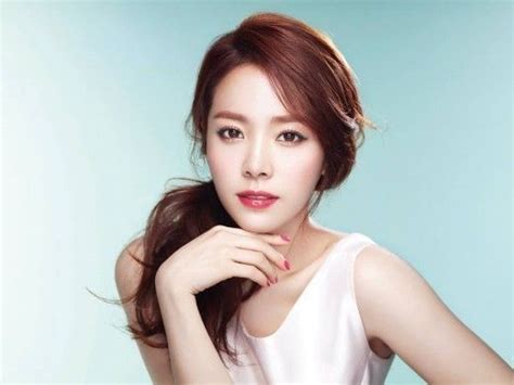 Han Ji Min Looks Breathtaking For Her Lancôme Pictorial Han Ji Min