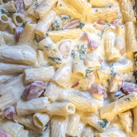 This hearty baked rigatoni draws on the rustic flavors of northern italian cuisine. Rich, creamy Rigatoni with Bechamel Sauce, garlic sauteed ...