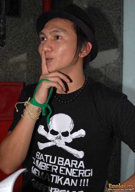 Untuk melihat detail lagu anji drive klik salah satu judul yang cocok, kemudian. Anji Drive