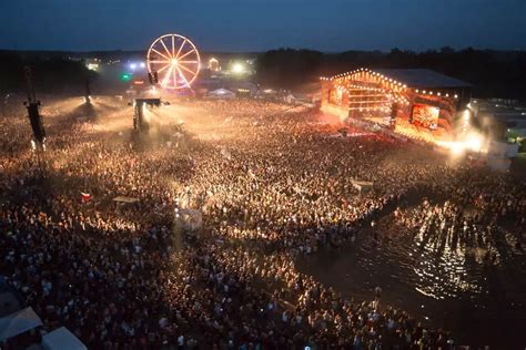 Top 10 Best Music Festivals In The World 2019 Pickytop
