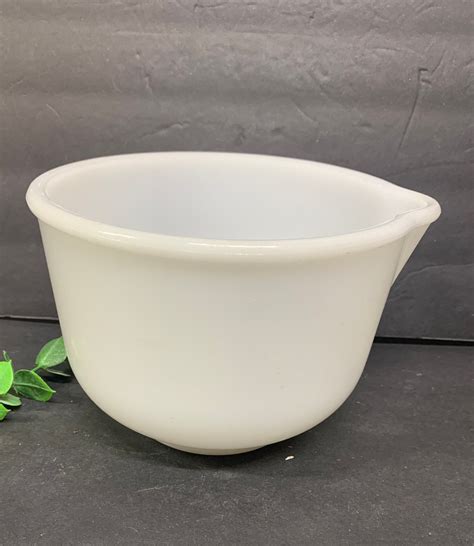 Vintage White Milk Glass Mixing Bowl With Pour Spout White Etsy