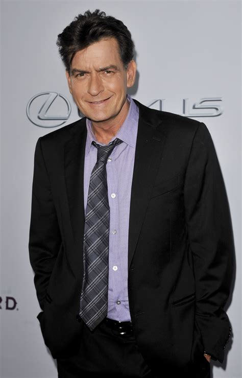 Charlie Sheen Did Not Pull A Knife On Dentist Says Rep