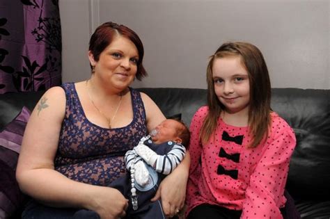 Ten Year Old Girl Helps Deliver Baby Brother Daily Record