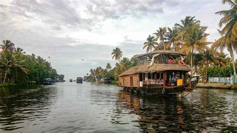 Alleppey Or Kumarakom Which Is The Best Option For A Kerala Houseboat