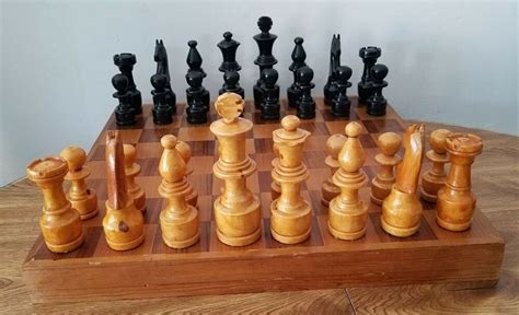 Vintage Chess Set Large Wood Carved Pieces W Folding Board Box 5 34