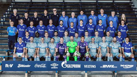 Lieber nicht, bevor ich ihn dreimal erklären muss! Die Traditionself - Fußball - Schalke 04