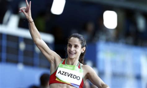 Faço isto sete dias por semana, sou recordista nacional, duas vezes olímpica e, se calhar, não recebo o que recebe um suplente de basquetebol em portugal. Cátia Azevedo vence 400 metros em 'meeting' na Alemanha