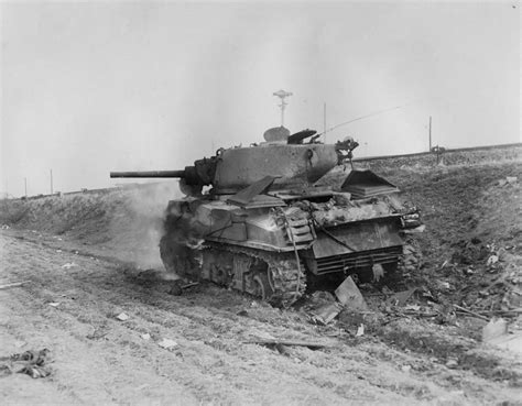 M4a3e2 Sherman Jumbo Of The 1st Armnored Division Burns February