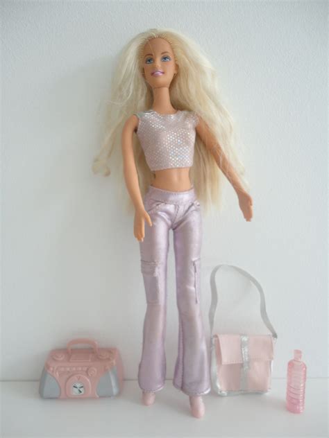 barbie dance and flex barbie bd2002 57405 barbie fashion barbie 2000 barbie clothes