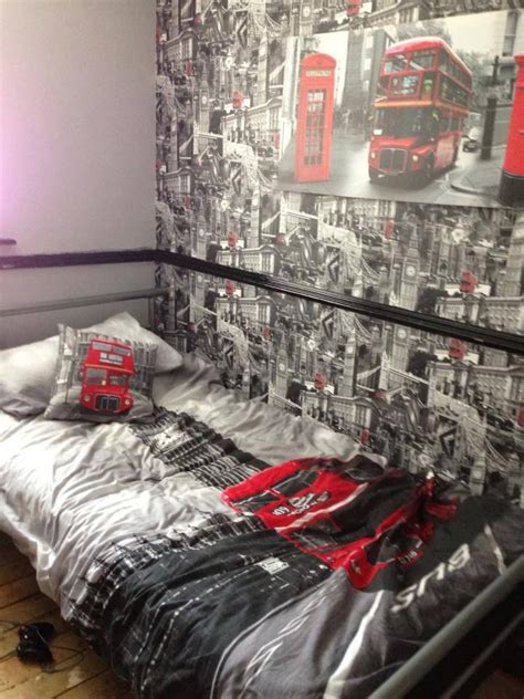 London Themed Bedroom Ideas 720x960 Wallpaper