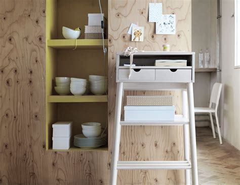Have you ever tried to get things done while standing? KNOTTEN | New Ikea Standing Desk | Poppytalk