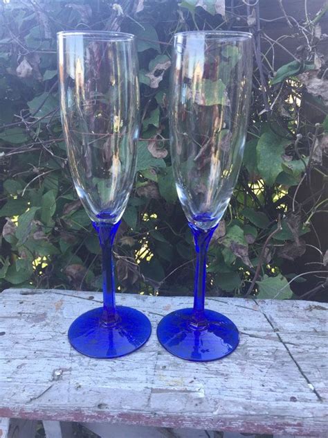2 Vintage Cobalt Blue Stemmed Champagne Glasses Toasting Etsy Wedding Toasting Glasses