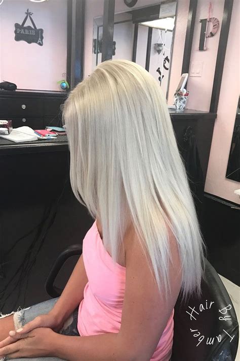 60 Ultra Flirty Blonde Hairstyles You Have To Try Platinum Blonde