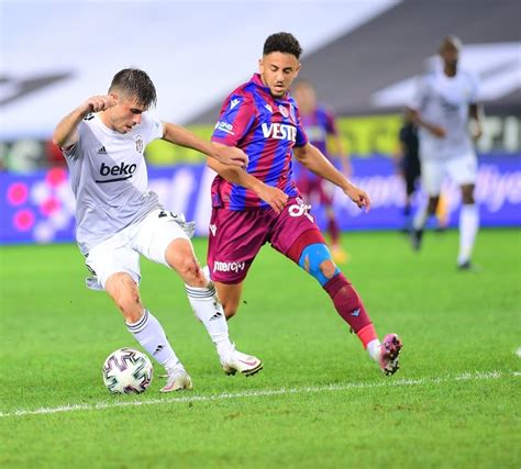 Beşiktaş'ta yönetimin söz verdiği zammı bir türlü alamayan dorukhan toköz, fenerbahçe'ye transfer oluyor. Adı Fenerbahçe ile anılan Beşiktaşlı yıldız Dorukhan Toköz ...