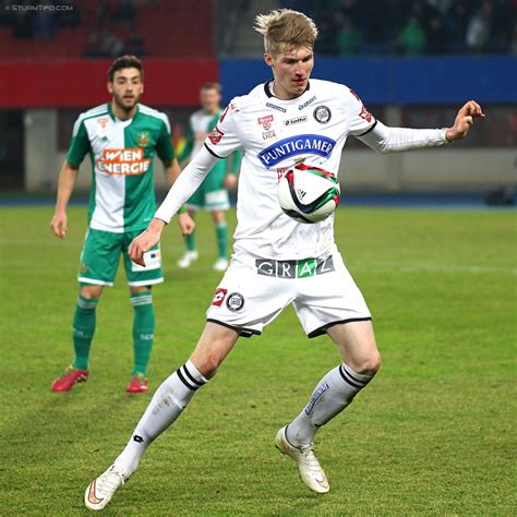 Fans des sk sturm graz beim cup finale gegen red bull salzburg in klagenfurt am 09. 20150228 Rapid Wien - SK Sturm (1:0) - Bundesliga 22 ...