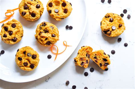 Recipe to prepare carrot chips. Healthy Carrot Chocolate Chip Muffins - Ana Ankeny
