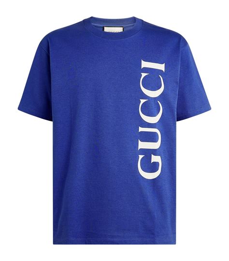 Gucci's accessories edit has achieved cult status amongst the style set. Gucci Cotton Vertical Logo T-shirt in Blue for Men - Lyst
