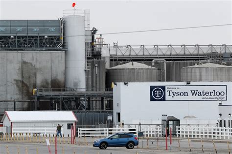 Iowa Finds No Violations At Tyson Plant With Deadly Outbreak Kx News