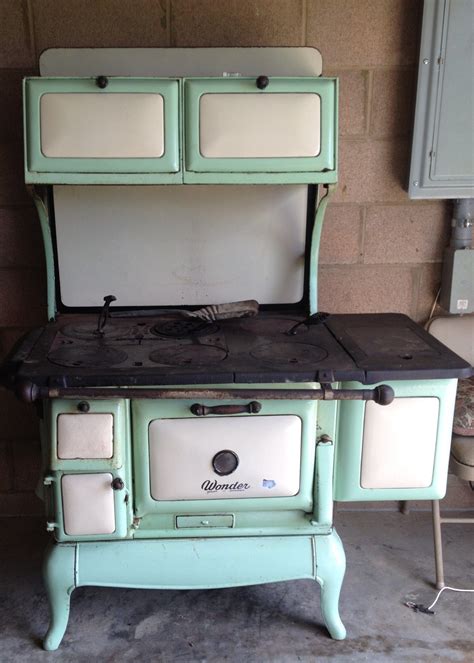 Antique Wood Burning Cook Stove 700