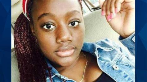 Teen Begs Mom To Come Home Before Broadcasting Suicide On Facebook Live