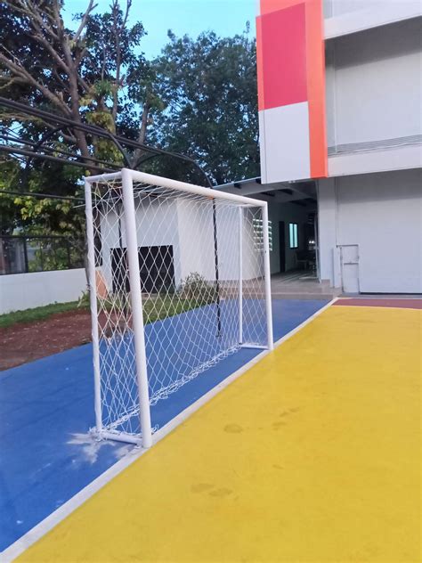Tiang gawang futsal ukuran 3m x 2m sistem bongkar pasang bahan pipa