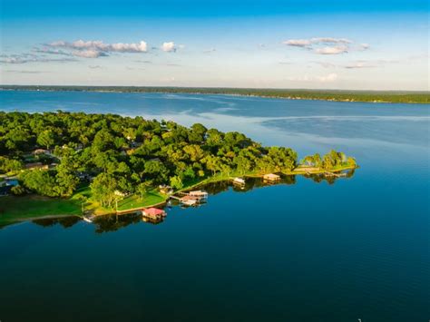 Ten teams, made up of 105 volunteers, 50 ac Lake Palestine | duPerier Texas Land Man