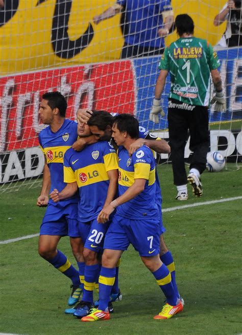 They are fighting for argentina primera division, argentina superliga cup. 00005092-46 | Festejo de Boca Jrs. Boca Jrs vs Banfield ...