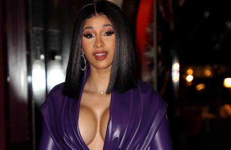 Cardi B Hits Back At Accusations Of Queerbaiting Video Dailymotion
