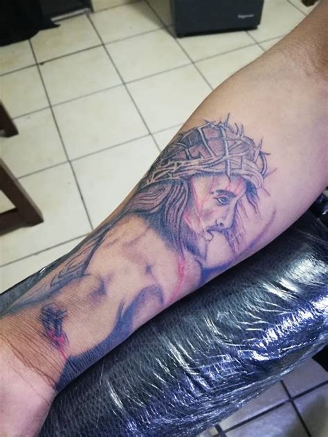 Top 101 Tatuajes En El Antebrazo De Cristo 7seg Mx