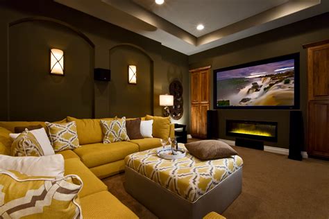 Often, the home theater decor can be in the living room, without being shielded by respective partitions. Home Theater as Addition to Large Modern Interior - Small ...