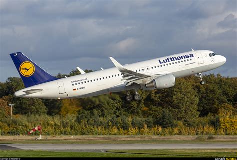 D Aizw Lufthansa Airbus A320 At Frankfurt Photo Id 1357384