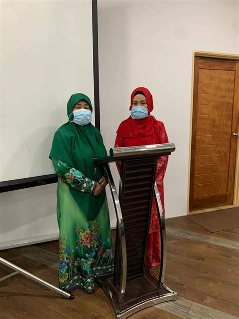 Kepada anda yang belum mahir dengan berblog juga boleh menghubungi saya untuk khidmat nasihat. Khabar PAS Kawasan Dari Selangor | PAS Kawasan Shah Alam ...